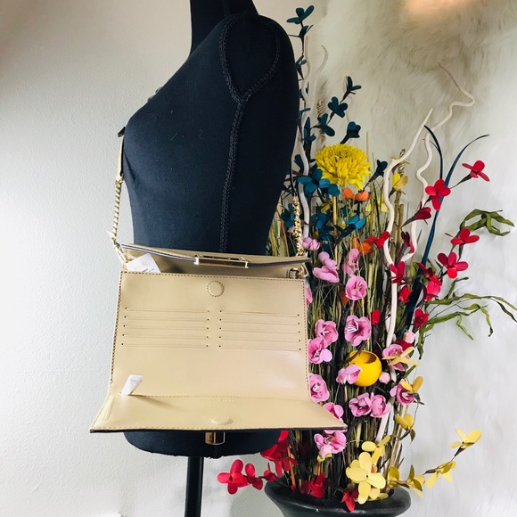 Michael Kors Kinsley Medium Wallet Crossbody Bag - Picture 6 of 8